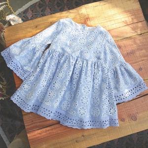 Vestido Elegante Africano para Niñas, Hasta la Rodilla, de Spandex y Poliéster, Manga Larga, Ecológico y Transpirable - Product Image 1