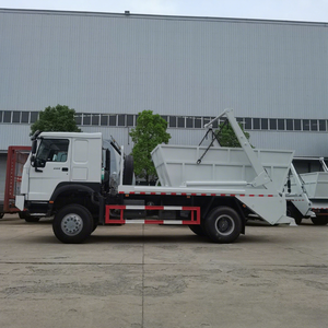 Nouveau camion de collecte des déchets articulé Diesel Howo 4x4, capacité de 10 m3, norme d'émission Euro 3 pour utilisation en Afrique - Product Image 4