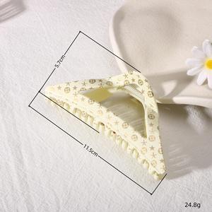 กิ๊บหนีบผมพลาสติกรูปสามเหลี่ยมขนาด 11.5 ซม. สไตล์เกาหลี แฟชั่นสำหรับสาวๆ ใช้ได้ทุกวัน เหมาะสำหรับงานพรอม - Product Image 3