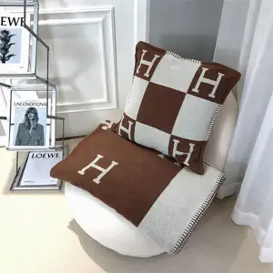 Luxury Aviation Aircraft Raschel Nap Blanket Sofa Cover Blanket Air-conditioned Room Throw Blanket