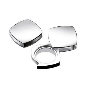 Lupa de Mano TRAVELERS EVOLUTION 45x45 con Luz LED, Material Acrílico y ABS para Lectura y Visualización, Ideal para Baja Visión - Product Image 1