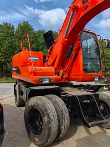 Excavadora de ruedas usada de tamaño mediano de 15 toneladas de Corea del Sur, Doosan DH150W, equipo de excavación sobre ruedas. - Product Image 6