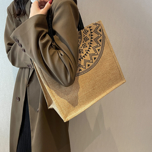 Sac fourre-tout <span class=keywords><strong>en</strong></span> lin réutilisable sur mesure, vente <span class=keywords><strong>en</strong></span> gros, écologique, sac <span class=keywords><strong>en</strong></span> <span class=keywords><strong>jute</strong></span> de petite taille avec logo personnalisé - Product Image 2