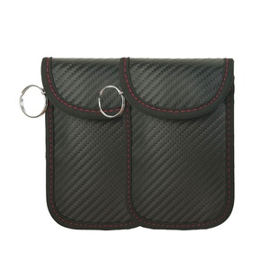 กระเป๋าใส่กุญแจรถยนต์หนังคาร์บอนไฟเบอร์แบบสั่งทำของ Boshiho สไตล์วินเทจขนาดเล็ก พร้อมที่ใส่บัตร RFID ป้องกันการโจรกรรมข้อมูล และตัวบล็อกสัญญาณ - Product Image 6
