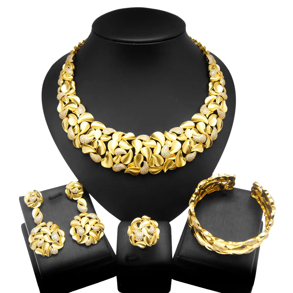 Conjunto de joyería de circonita de diamante americano 5A de alta calidad, joyería tradicional chapada en oro, accesorios de disfraz para fiesta de boda, regalo