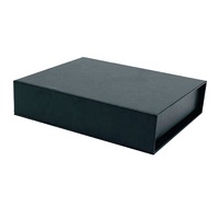 Vente en gros de boîte-cadeau de luxe à fermeture magnétique en papier noir avec feuille d'or personnalisée avec doublure en éponge