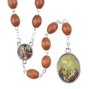 Perline di legno della collana del <span class=keywords><strong>rosario</strong></span> con il Papa centro croce collana - Product Image 6