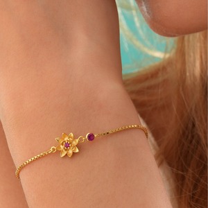 สร้อยข้อมือจี้ดอกไม้ประจำเดือนเกิดสุดน่ารัก |   ทองเหลืองชุบทอง 18K ประดับด้วยเพทาย |   ACEWORKS รุ่น BBC180-01 ขายส่งสุดฮิต - Product Image 3