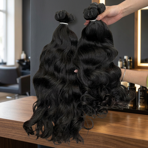Extensions à coudre Urban Trend, cheveux naturels ondulés bruts, 100% cheveux humains vietnamiens, prêts à être expédiés, longue durée, compatibles avec la décoloration, qualité fine - Product Image 1