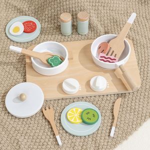Juego de 18 Piezas de Ollas y Sartenes de Madera Realistas para Jugar a la Cocina, con Estufa de Juguete, Juego de Cocina para Niños Pequeños - Product Image 2