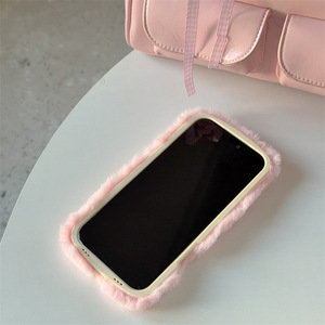 Coque de téléphone en peluche douce avec support d'objectif caméra motif dessin animé pour iPhone 11 12 13 14 15 16 Pro et 17 Pro Max - Product Image 5