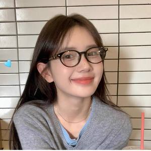 Gafas fotocromáticas de ojo de gato para mujer, montura completa, lentes de PC, protección contra luz azul, cambio de color con diseño de dragón y swastika - Product Image 1