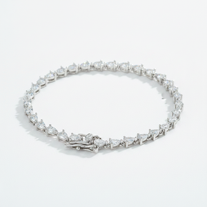 Sofisticato Bracciale Tennis con Moissanite Taglio a Pera in <span class=keywords><strong>Argento</strong></span> S925, Chiusura a Scatola Robusta, Anti-Appannamento, Regalo Speciale per Lei - Product Image 6