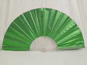 Éventail à sequins argentés scintillants 33 cm, poignée en plastique pliable, accessoires glamour pour fêtes, cosplay et photos du Nouvel An - Product Image 6