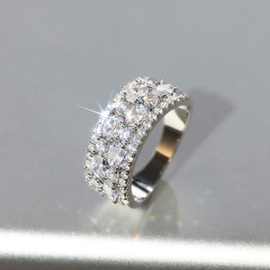 Anello dal design geometrico Anello da dito in stile elegante per donna - Product Image 6