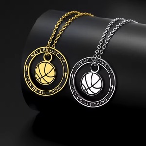 Collana con Ciondolo Placcato Oro con Versetto Biblico 'Non Arrendersi Mai', Regalo Cristiano per Appassionati di Calcio e Basket, in Acciaio Inossidabile, Stile Hip Hop, per Uomo - Product Image 1