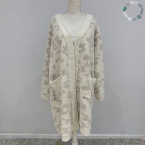 أردية مخصصة مع شعار بيجامات من الفلانيل بيجامات شتوية ناعمة ملابس منزلية رداء محبوك فضفاض - Product Image 3