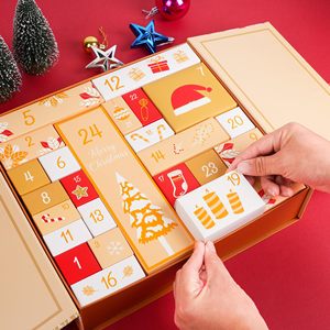 ปฏิทินนับถอยหลังคริสต์มาส 24 วัน กล่องปริศนาแบบสุ่ม ของขวัญ DIY สำหรับแฟนสาว พร้อมงานฝีมือและเทียน - Product Image 3