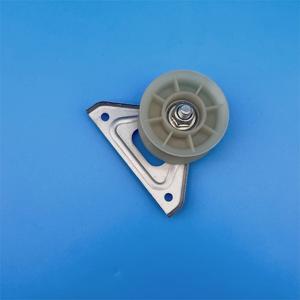 Tendeur de courroie de sèche-<span class=keywords><strong>linge</strong></span> avec support, poulie jockey <span class=keywords><strong>Indesit</strong></span> C00504520 - Product Image 3