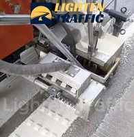 Marqueur routier thermoplastique automatique surélevé Lighten Traffic LT-TACA-B pour autoroute et parking