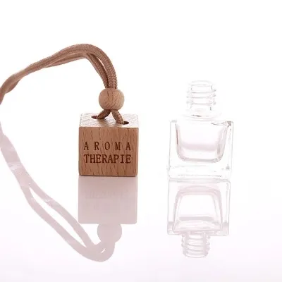 新鮮な空気、香り、気化、脱臭のための木製のふた付きハンギングカー香水ガラス瓶