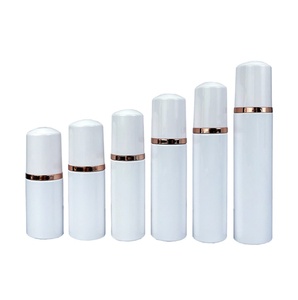 Échantillon GRATUIT – Flacons pompe moussants en plastique doré pour nettoyant cils, shampoing, distributeur de mousse, flacons de voyage vides et rechargeables - Product Image 1
