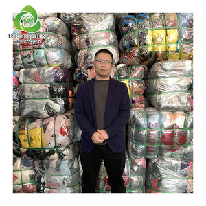 Ropa usada de alta calidad Bale 90% Clean New Bulk al por mayor a bajo precio para adultos en Canadá - Product Image 1