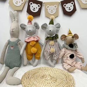 Nuovo Peluche Coniglio Nordico in Stile Cartoon per Bambini, Giocattolo Confortevole con Accessori Fotografici per Compleanni - Product Image 1