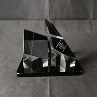 Neelpure 187186 Prix en cristal au design unique et créatif, architecture angulaire moderne, pour commémorer les événements clés