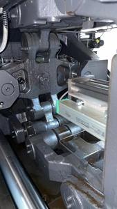 Haitiano 90Ton pequeña máquina de moldeo de plástico usada MA3Series máquina de inyección hidráulica Original que hace perchas de ropa de plástico - Product Image 4