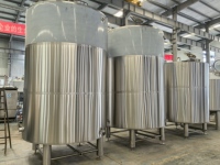Réservoirs de stockage et de mélange en acier inoxydable de 1000L à 10000L avec pompe et moteur pour cuve sous pression
