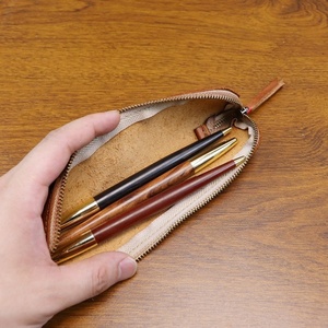 Estuche para Bolígrafos de Cuero Genuino Hecho a Mano, Estilo Vintage, Acabado Desgastado, con Cierre, Organizador de Papelería para Estudiantes, Unisex, Artístico - Product Image 4