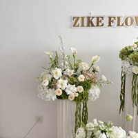 Feesttafels Bruiloft Bloemstukken Witte en Groene Rozen Kunstbloemen Roze Bloembol Bloemdecoratie voor Evenementen