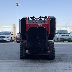 Envío Gratis: Minicargadora con Motor Diésel y Accesorios de Cuchara, Zanjadora y Arado Rotatorio - Product Image 4