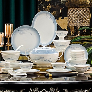 Service de table en céramique de Jingdezhen, porcelaine fine, couleur sous-glaçure, un ensemble de cadeaux haut de gamme de luxe léger, vente en gros, personnalisation sur mesure - Product Image 5