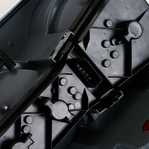 Montaje de luz trasera apto para <span class=keywords><strong>Land</strong></span> Range <span class=keywords><strong>Rover</strong></span> Executive <span class=keywords><strong>HSE</strong></span> L322 2002-2009 luces traseras luz trasera XFB500262LPO - Product Image 5