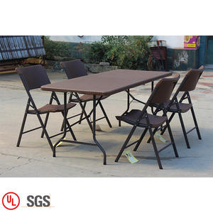 Chine fournisseur <span class=keywords><strong>pas</strong></span> <span class=keywords><strong>cher</strong></span> table pliante <span class=keywords><strong>de</strong></span> patio PEHD extérieur jardin rotin table pliante en plastique - Product Image 1