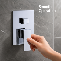 Mitigeur de douche encastré moderne en chrome, robinet de douche carré en laiton avec inverseur et poignée pour hôtel de luxe