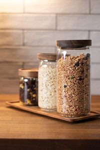 Juego de Frascos de Vidrio Herméticos Modernos de 78 oz, 3 Recipientes Metálicos Grandes, 6 Sellos de Silicona, Almacenamiento de Alimentos y Condimentos, 6 Tapas Prácticas - Product Image 5