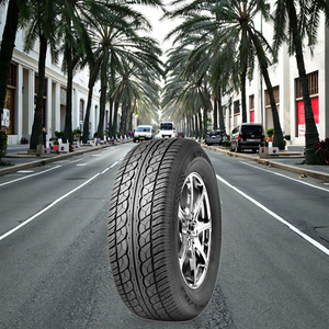 Pneus tout-terrain ultra durables 215/65R16 225/60R17 255/60R18 Caoutchouc sans chambre à air Maniabilité stable Anti-roulis SUV Voyages <span class=keywords><strong>en</strong></span> <span class=keywords><strong>famille</strong></span> Hors route - Product Image 1