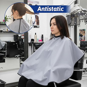 Capes de coiffure écologiques résistantes à l'eau avec logo personnalisé, bavoirs de maquillage, capes de shampoing pour salon de coiffure, tabliers courts de barbier - Product Image 4