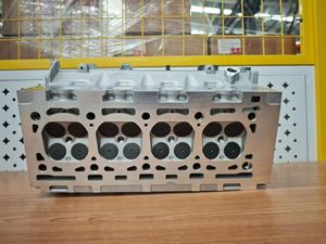 OE 13001-00Q1A Nuevo Conjunto de Cabeza de Cilindro Completo para <span class=keywords><strong>Renault</strong></span> F4R 2.0L 16V Motor de <span class=keywords><strong>4</strong></span> Cilindros en Línea, Piezas de Motor con Garantía de 12 Meses - Product Image 1