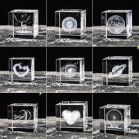 Honneur de cristal Creative Nuageux Pluie Cristal Cube Transparent 3d Laser Gravure Cristal Cube Personnalisé Cadeaux De Mariage