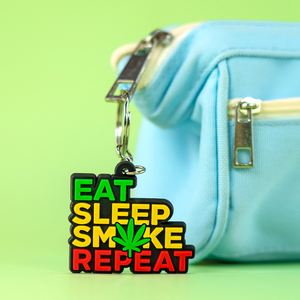 Bestseller ODM Schlüsselanhänger Deko PVC Schlüsselringe Großhandel Werbeartikel Kundenspezifische Bunte Blätter Accessoires Charms Bulk Wasserdicht - Product Image 5