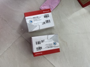 เครื่องขยายสัญญาณเปลวไฟ Honeywell รุ่น R7847A1025 ของแท้ใหม่ 100% - Product Image 1
