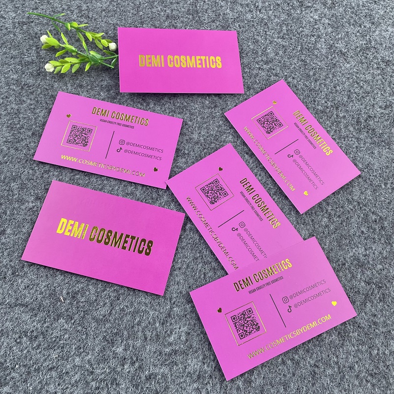 Low Price Custom Credit Size Colored Paper Luxury Metallic Logo Business Card Printing with Qr Code