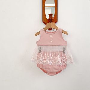 Nouvel ensemble d'été pour enfants : débardeur sans manches et <span class=keywords><strong>pantalon</strong></span> bouffant 2 pièces pour filles – Vêtements de bébé tendance - Product Image 3