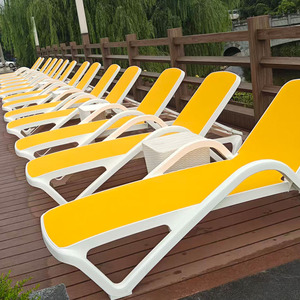 Chaises longues de plage pliables de luxe en Teslin pour l'extérieur, vente en gros d'usine, légères avec parasols - Product Image 1