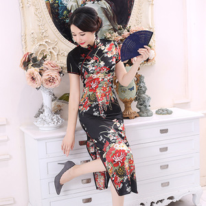 Nuovo Cheongsam Lungo <span class=keywords><strong>Etnico</strong></span> Cinese Elegante in Seta per Primavera/Estate, <span class=keywords><strong>Abbigliamento</strong></span> Femminile Stampato Digitalmente all'Ingrosso - Product Image 3