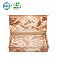 Boîte à cheveux personnalisée en forme de livre avec fermeture magnétique, emballage rigide de luxe avec insert en satin pour perruques à dentelle et extensions
